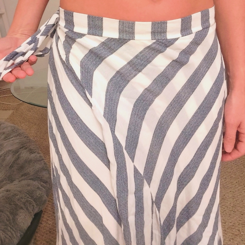 Striped Maxi Skirt - Picture 4 of 13